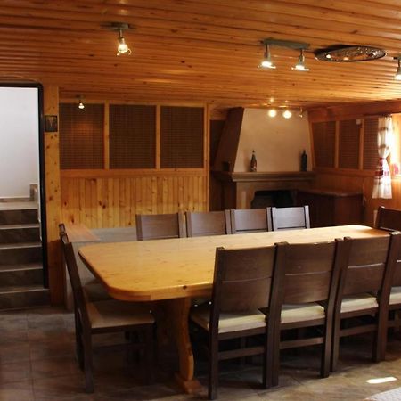 Ezerets Guest House Anita Luaran gambar